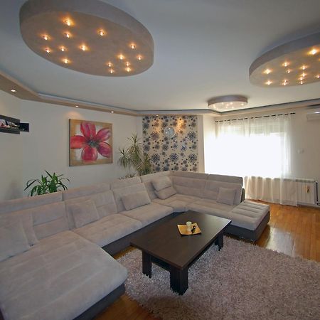 Franstal Apartments Belgrade Luaran gambar